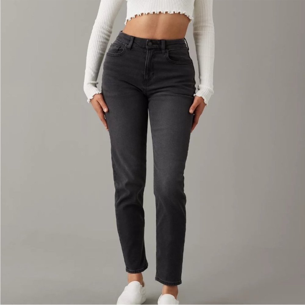 American Eagle Mom Jeans